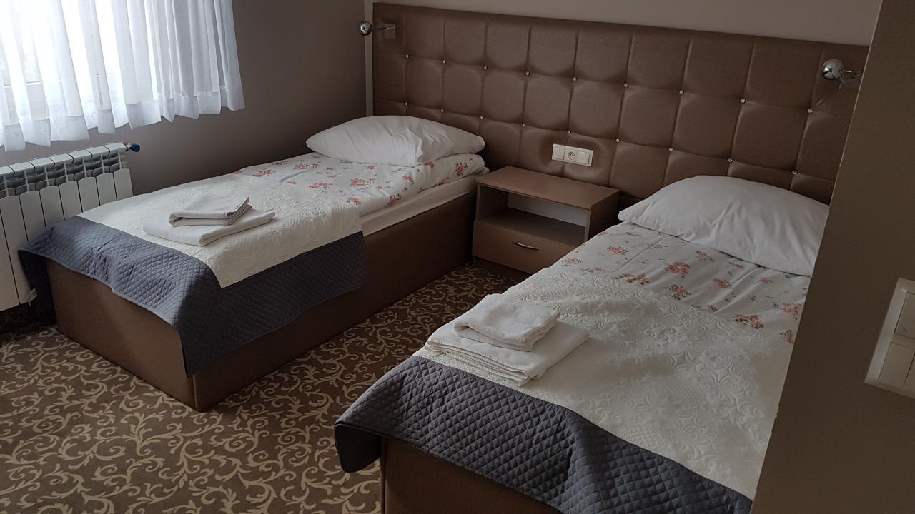 Hotel Gutland Wysokie Mazowieckie エクステリア 写真