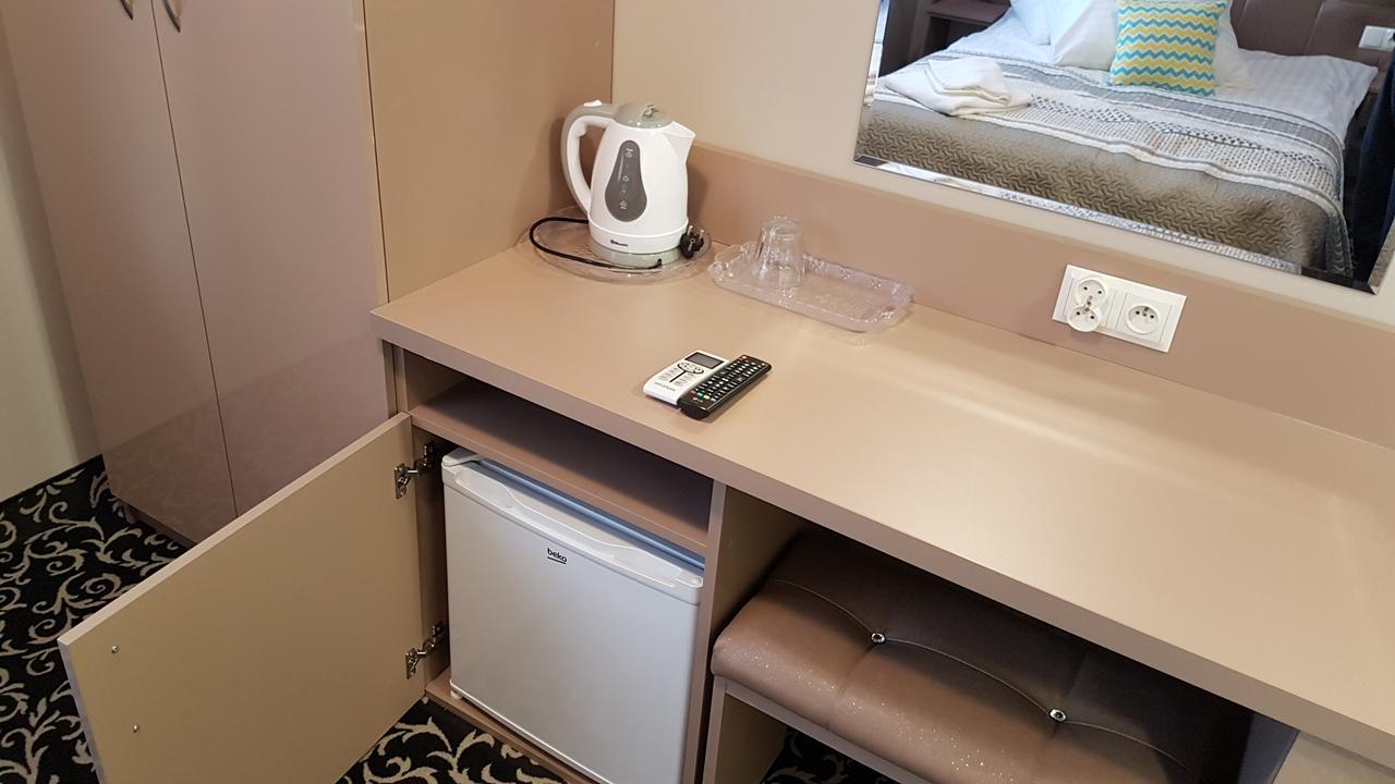 Hotel Gutland Wysokie Mazowieckie エクステリア 写真