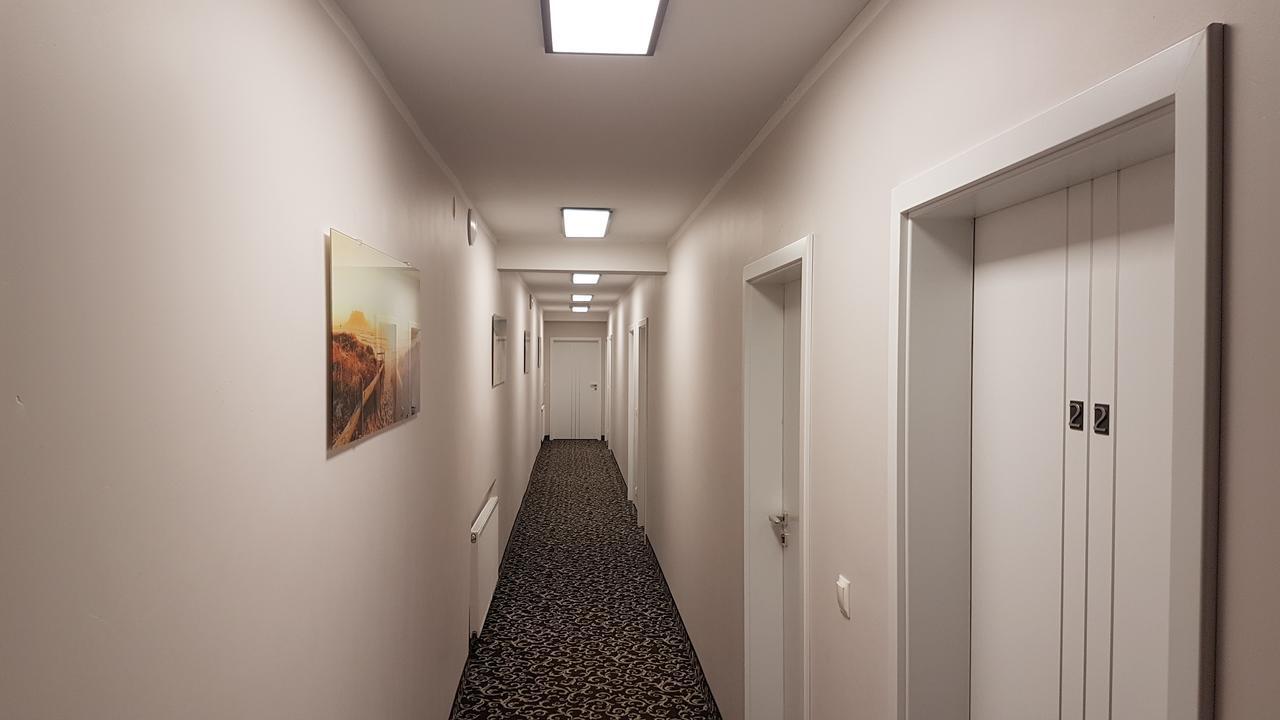 Hotel Gutland Wysokie Mazowieckie エクステリア 写真